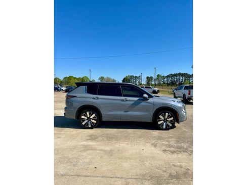 New 2026 Mitsubishi Outlander SEL FWD image 4