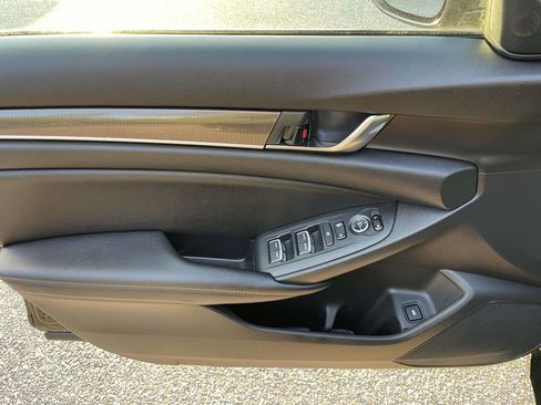 Used 2021 Honda Accord Sport image 17