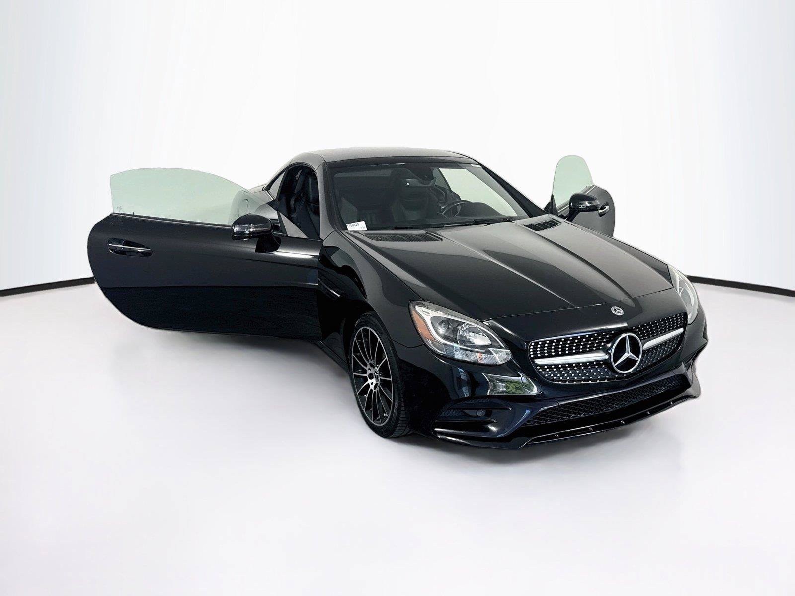 Used 2019 Mercedes-Benz SLC 300 image 34