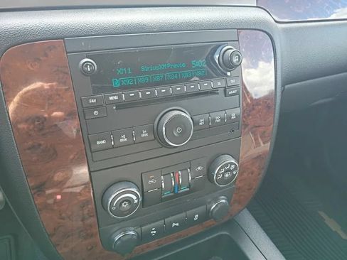 Used 2013 Chevrolet Avalanche LS w/ All-Star Edition RWD image 10