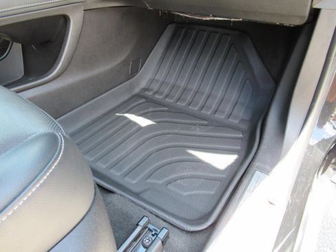 Used 2023 GMC Acadia SLT FWD image 36
