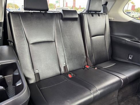 Certified 2025 Toyota Grand Highlander XLE image 17