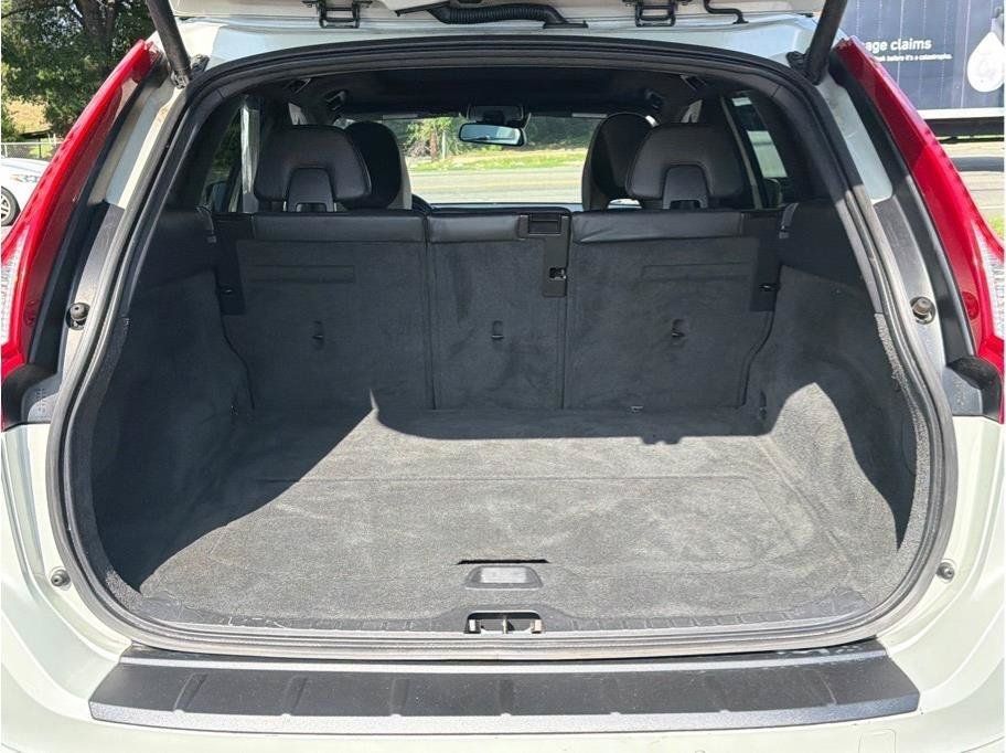 Used 2013 Volvo XC60 T6 AWD/4WD image 7