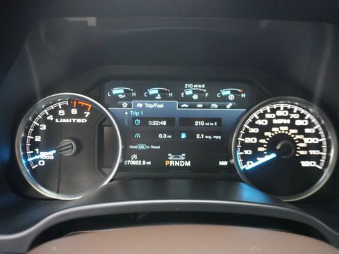 Used 2019 Ford F150 Limited AWD/4WD image 17