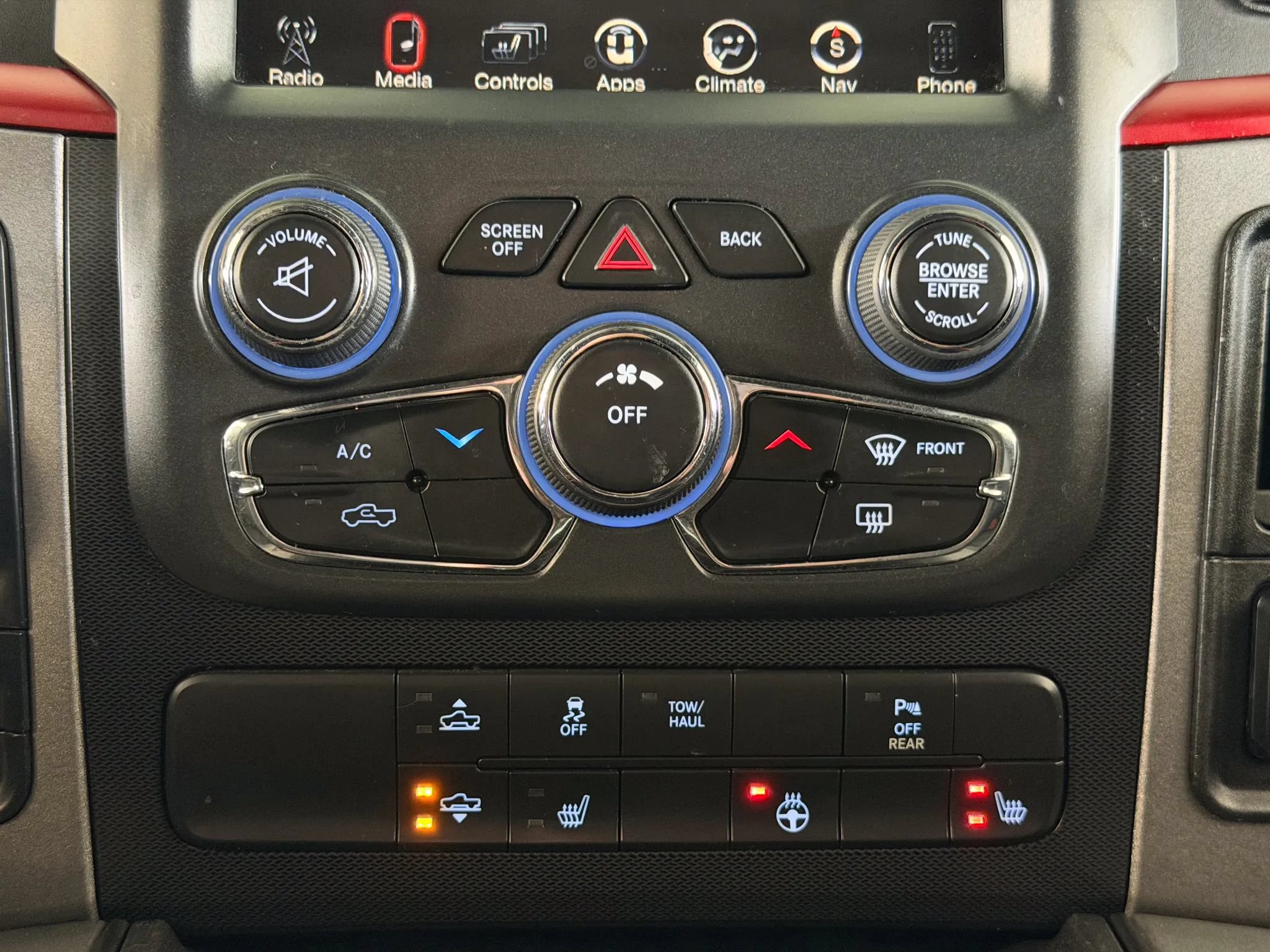 Used 2015 RAM 1500 Rebel AWD/4WD image 32