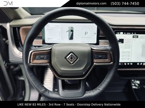 Used 2022 Rivian R1S Launch Edition AWD/4WD image 33