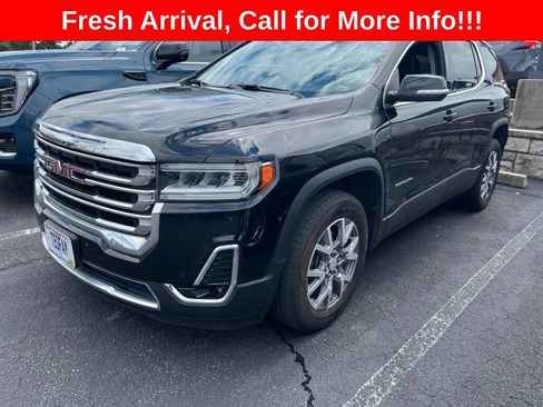Used 2021 GMC Acadia SLT w/ Preferred Package FWD image 2