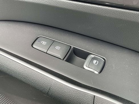 New 2026 Kia Sorento S w/ S Panoramic Sunroof Package image 18