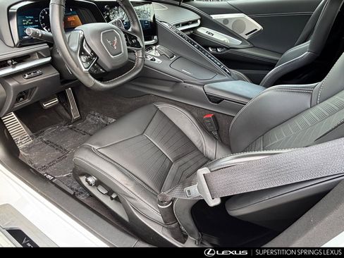 Used 2024 Chevrolet Corvette Stingray Preferred Cpe w/ Z51 Performance Package image 16