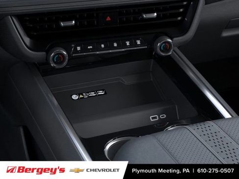 New 2026 Chevrolet Suburban High Country w/ Sun And Tow Package AWD/4WD image 25