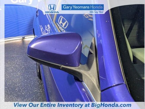 Used 2016 Toyota Camry SE image 10