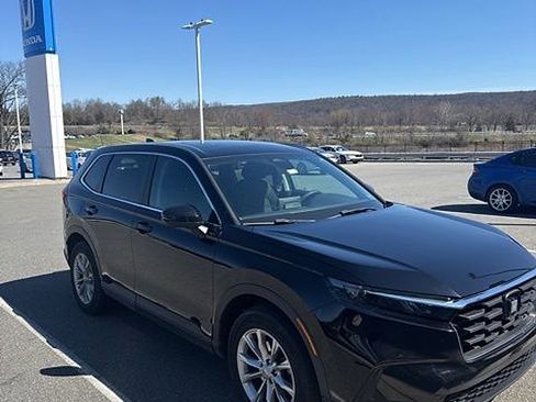 Used 2023 Honda CR-V EX image 10