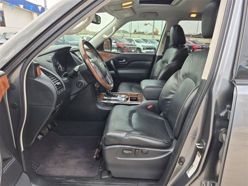 Used 2018 INFINITI QX80 2WD w/ Driver Assistance Package image 11