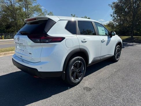 New 2026 Nissan Rogue SV w/ Cold Weather Package image 5