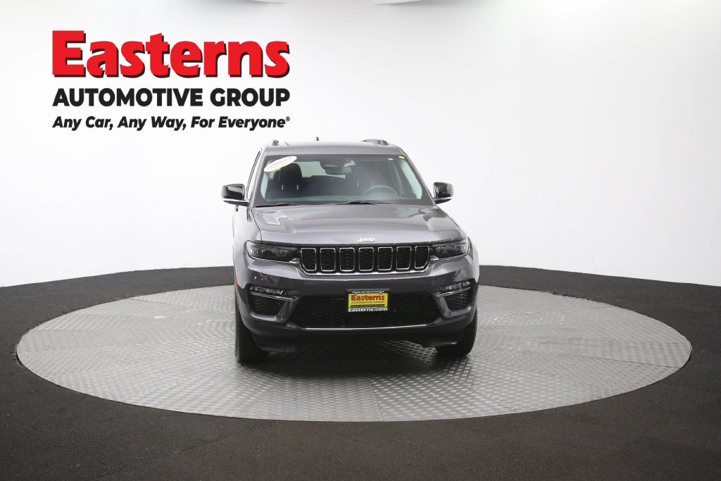 Used 2023 Jeep Grand Cherokee Limited AWD/4WD image 56