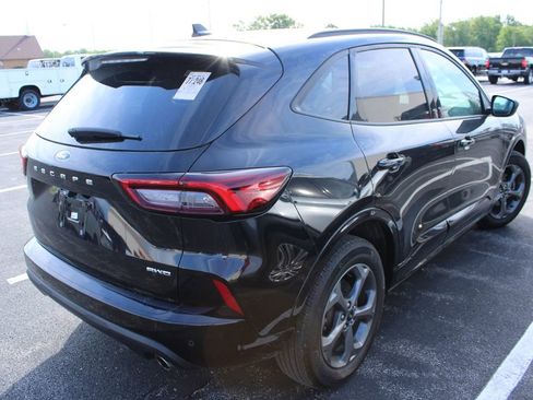 Used 2023 Ford Escape ST-Line w/ Tech Pack #1 AWD/4WD image 6