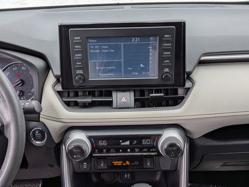 Used 2019 Toyota RAV4 XLE w/ Convenience Package image 20