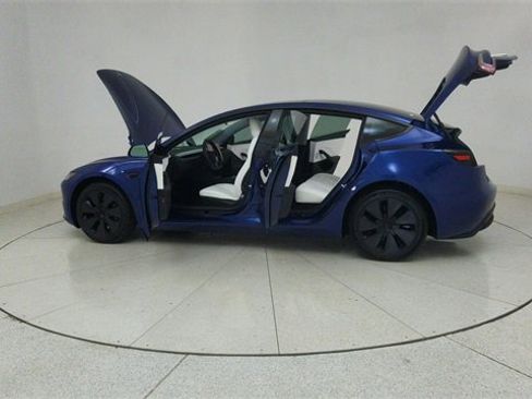 Used 2025 Tesla Model 3 Long Range image 71