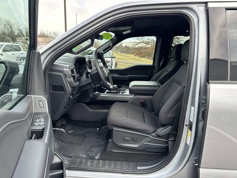 Used 2025 Ford F150 XLT w/ Equipment Group 301A Standard image 17