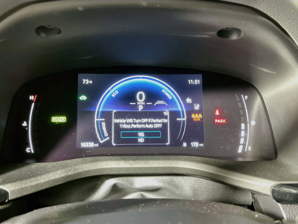 Used 2025 Toyota Camry SE FWD image 19
