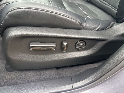 Used 2022 Honda CR-V Touring image 15