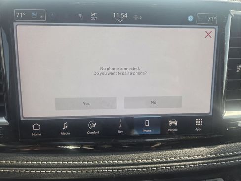 Used 2024 Chrysler Pacifica Limited w/ Uconnect Theater Family Group image 35