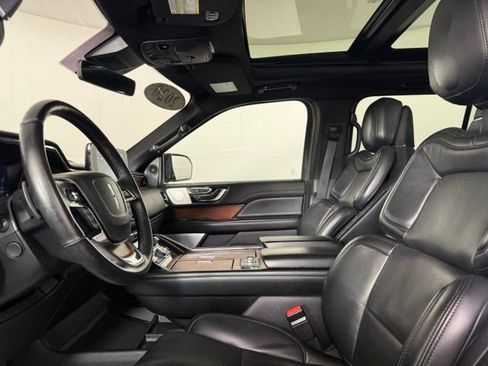 Used 2020 Lincoln Navigator L Reserve w/ Luxury Package AWD/4WD image 5