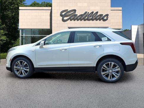 New 2026 Cadillac XT5 Premium Luxury w/ Driver Assist Package AWD/4WD image 2