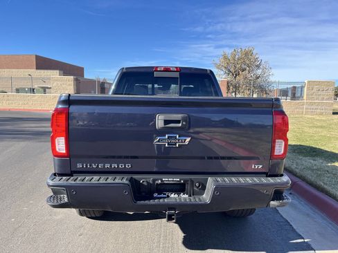 Used 2018 Chevrolet Silverado 1500 LTZ Z71 w/ Centennial Edition image 4