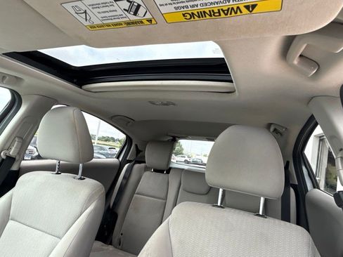 Used 2017 Honda HR-V EX image 10
