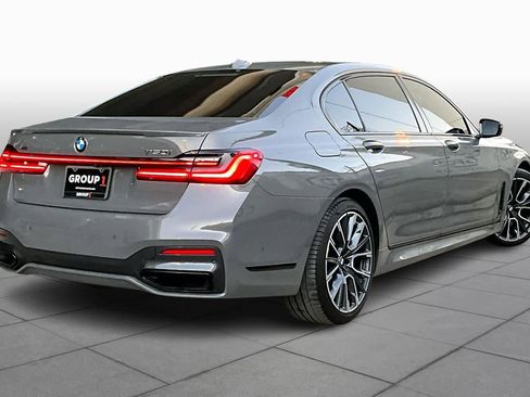 Used 2022 BMW 750i xDrive w/ Executive Package image 12