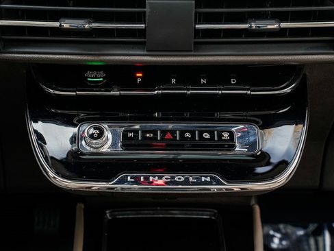 Used 2024 Lincoln Corsair Reserve w/ Equipment Group 201A image 13