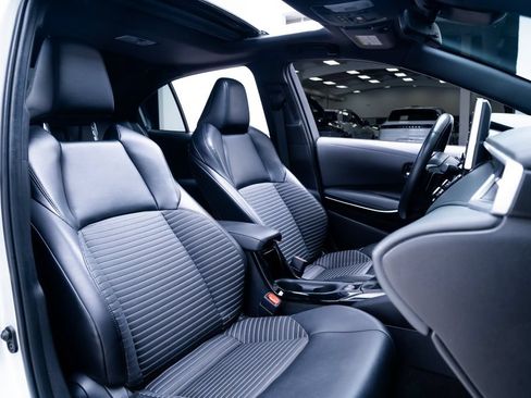 Used 2022 Toyota Corolla XSE w/ Carpet Mat Package (TMS) FWD image 25
