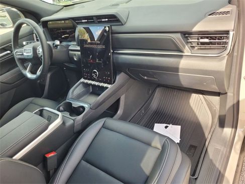 New 2026 GMC Terrain Elevation w/ Elevation Premium Package image 15