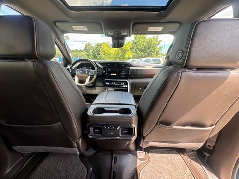 Used 2024 GMC Sierra 1500 Denali w/ Denali Reserve Package AWD/4WD image 22