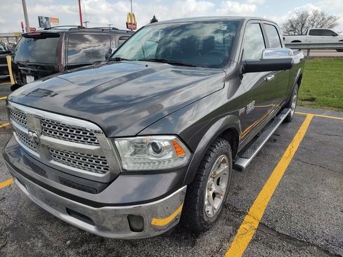 Used 2017 RAM 1500 Laramie image 6