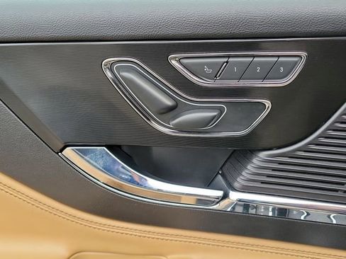 Certified 2022 Lincoln Corsair Reserve image 15