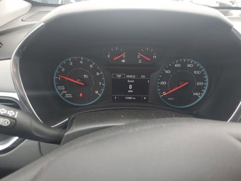 Used 2020 Chevrolet Equinox LS image 14