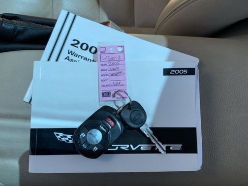 Used 2005 Chevrolet Corvette Coupe w/ Preferred Equipment Group RWD image 43