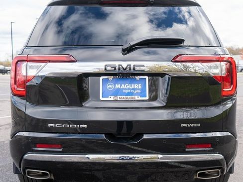 Used 2023 GMC Acadia Denali w/ Black Diamond Edition image 7