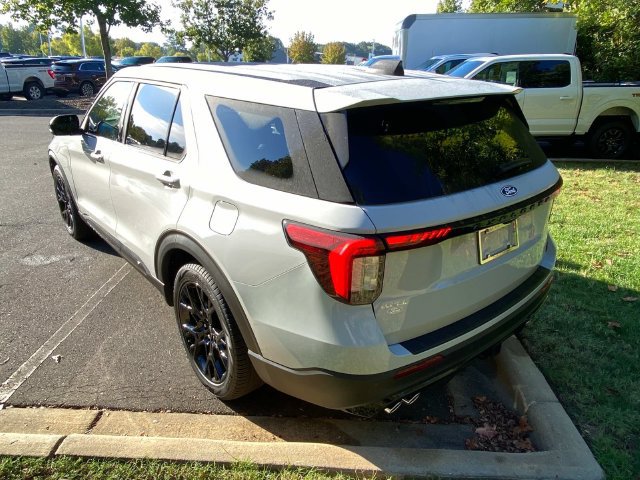 Used 2027 Ford Explorer ST w/ Sun And Sound Package AWD/4WD image 31
