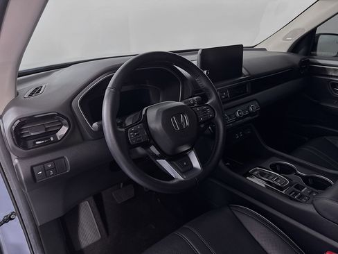Certified 2023 Honda Pilot Elite image 9