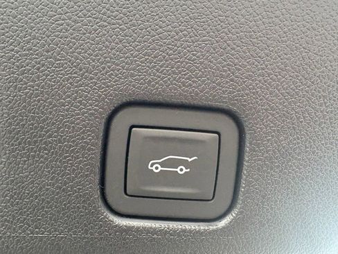 New 2026 Chevrolet Traverse LT w/ Driver Confidence Package image 16