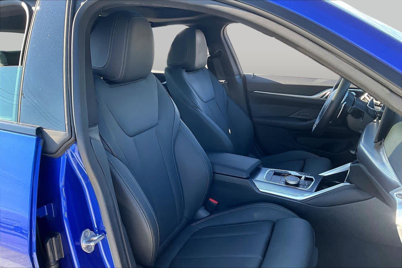Used 2026 BMW M440i w/ Premium Package RWD image 8