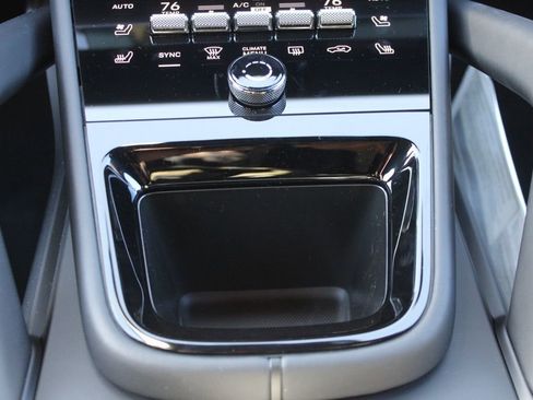 New 2026 Porsche Cayenne S image 29