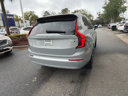 Used 2025 Volvo XC90 B5 Plus image 13