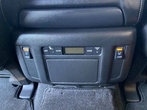 Used 2017 INFINITI QX80 4WD w/ Driver Assistance Package image 50