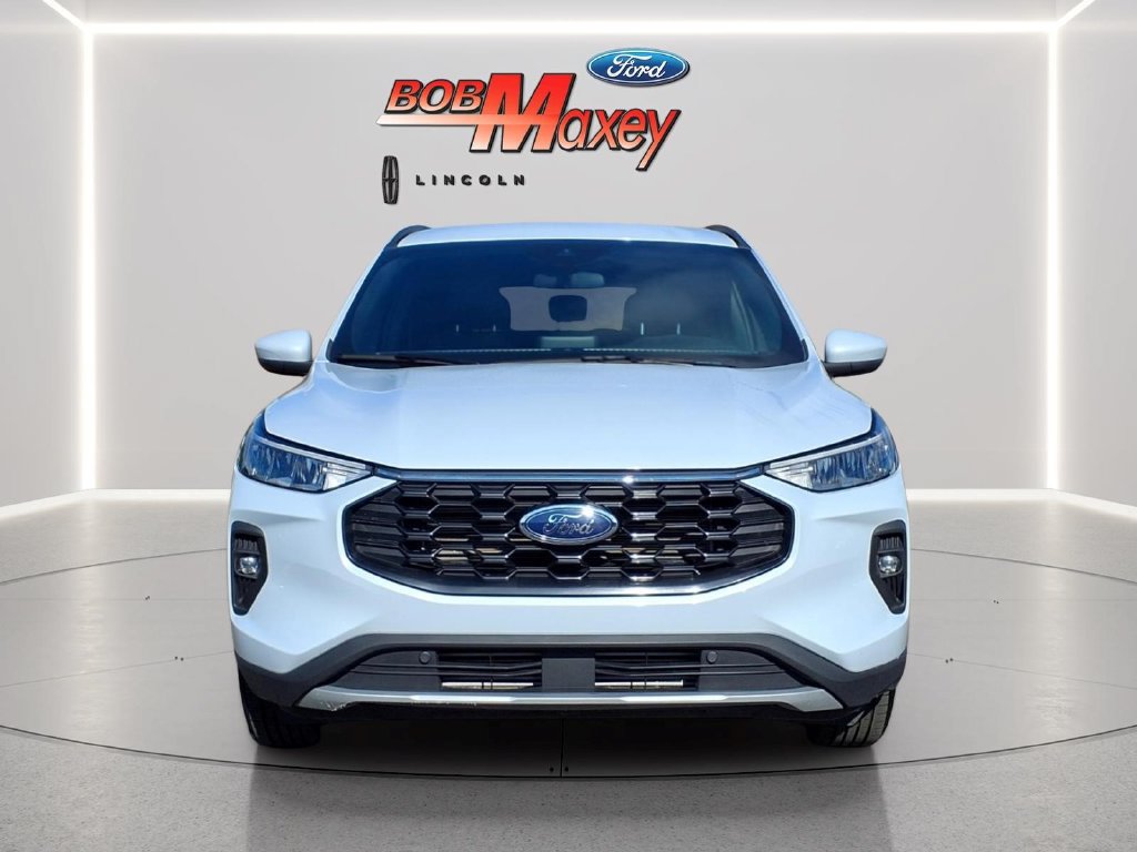 Used 2025 Ford Escape ST-Line Select AWD/4WD image 2