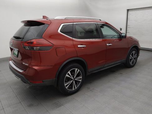 Used 2019 Nissan Rogue SV w/ Sun & Sound Touring Package AWD/4WD image 10