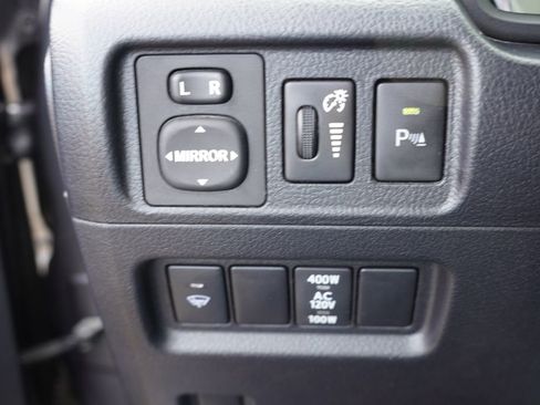 Used 2018 Toyota 4Runner Limited image 24